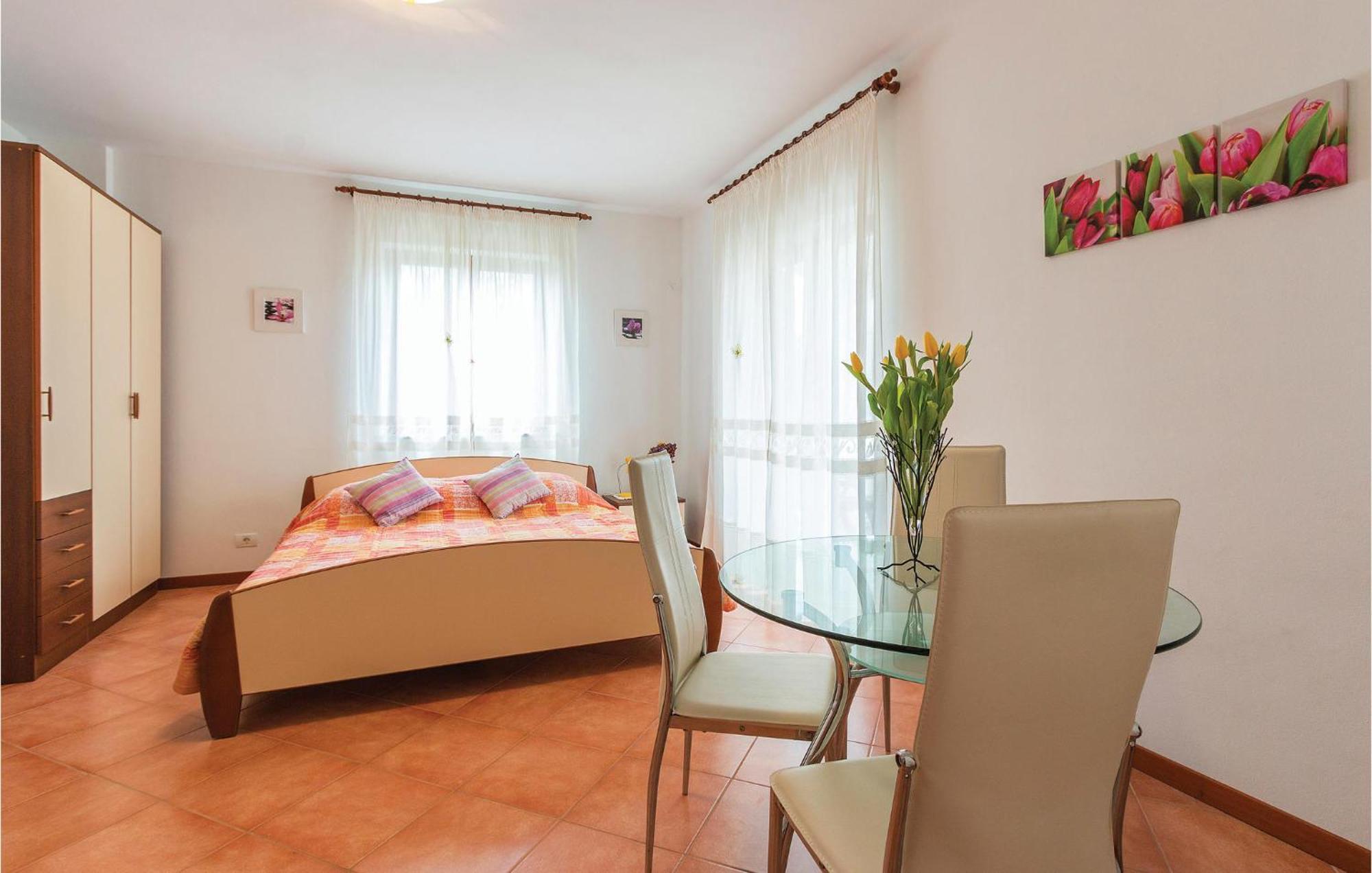 Gorgeous Apartment In Fazana With Wifi Luaran gambar