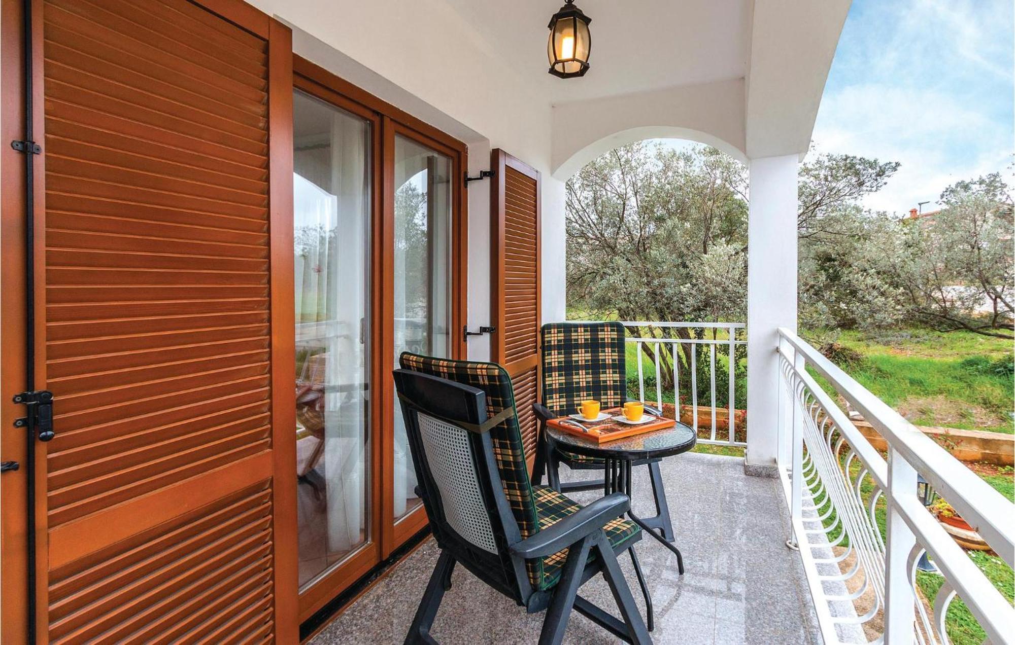 Gorgeous Apartment In Fazana With Wifi Luaran gambar